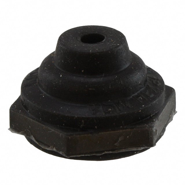 N1030B 17 TOGGLE HALF BOOT BLACK